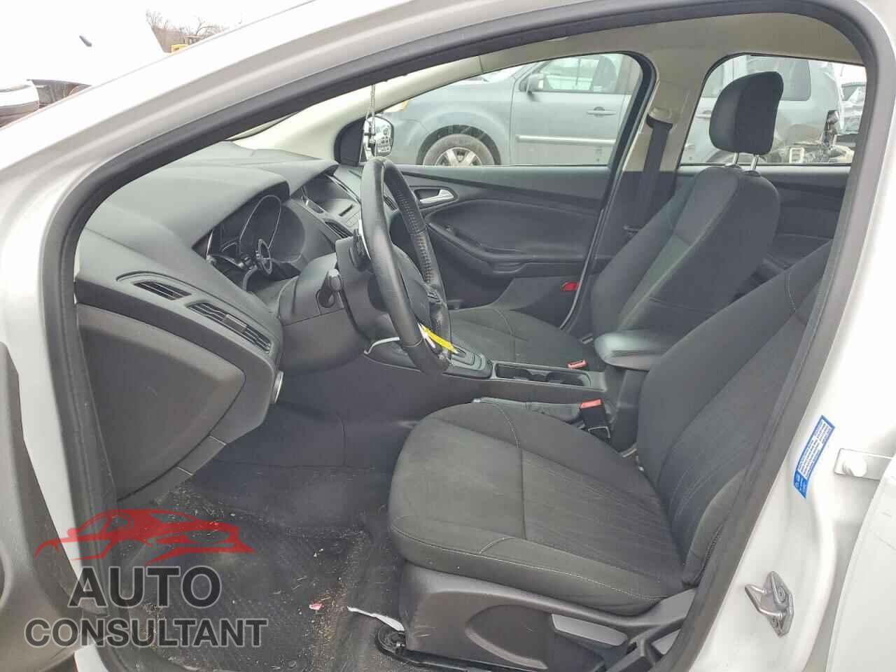 FORD FOCUS 2016 - 1FADP3F26GL293537