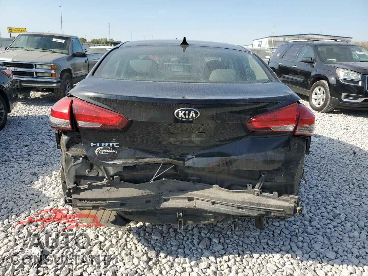 KIA FORTE 2017 - 3KPFK4A73HE123771