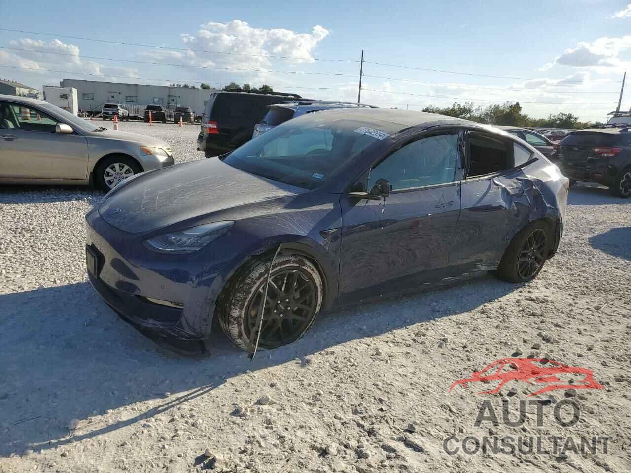 TESLA MODEL Y 2021 - 5YJYGDEE7MF077479