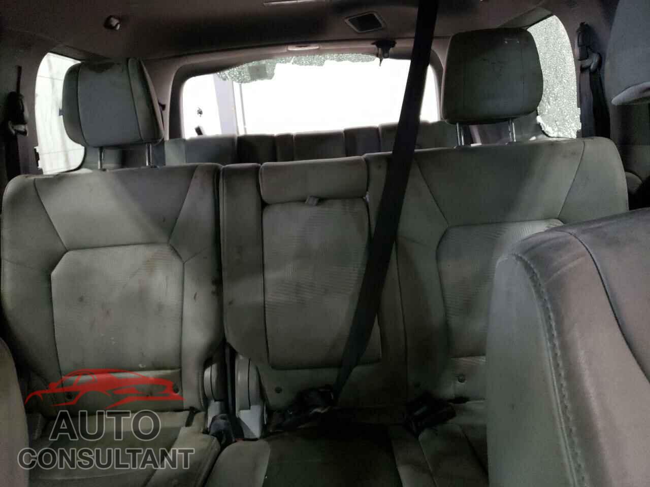 HONDA PILOT 2012 - 5FNYF4H21CB022576
