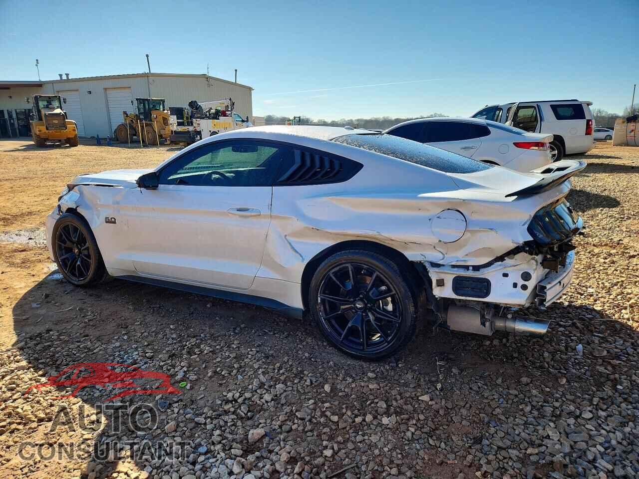 FORD MUSTANG 2017 - 1FA6P8CF0H5203334