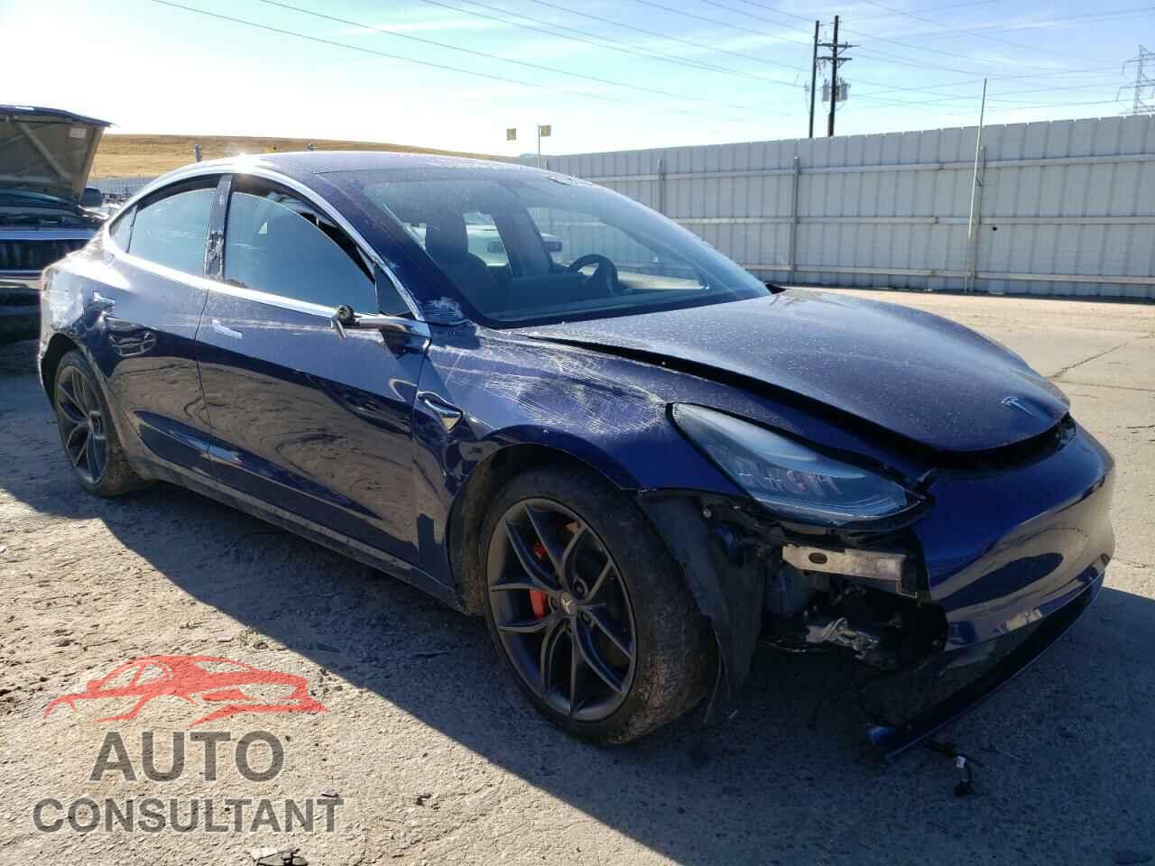 TESLA MODEL 3 2018 - 5YJ3E1EB3JF180043