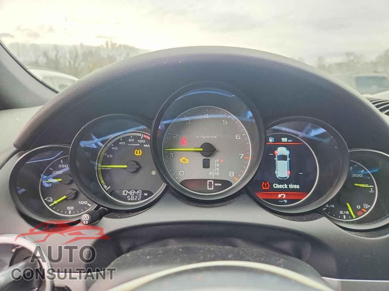 PORSCHE CAYENNE 2017 - WP1AE2A28HLA69447