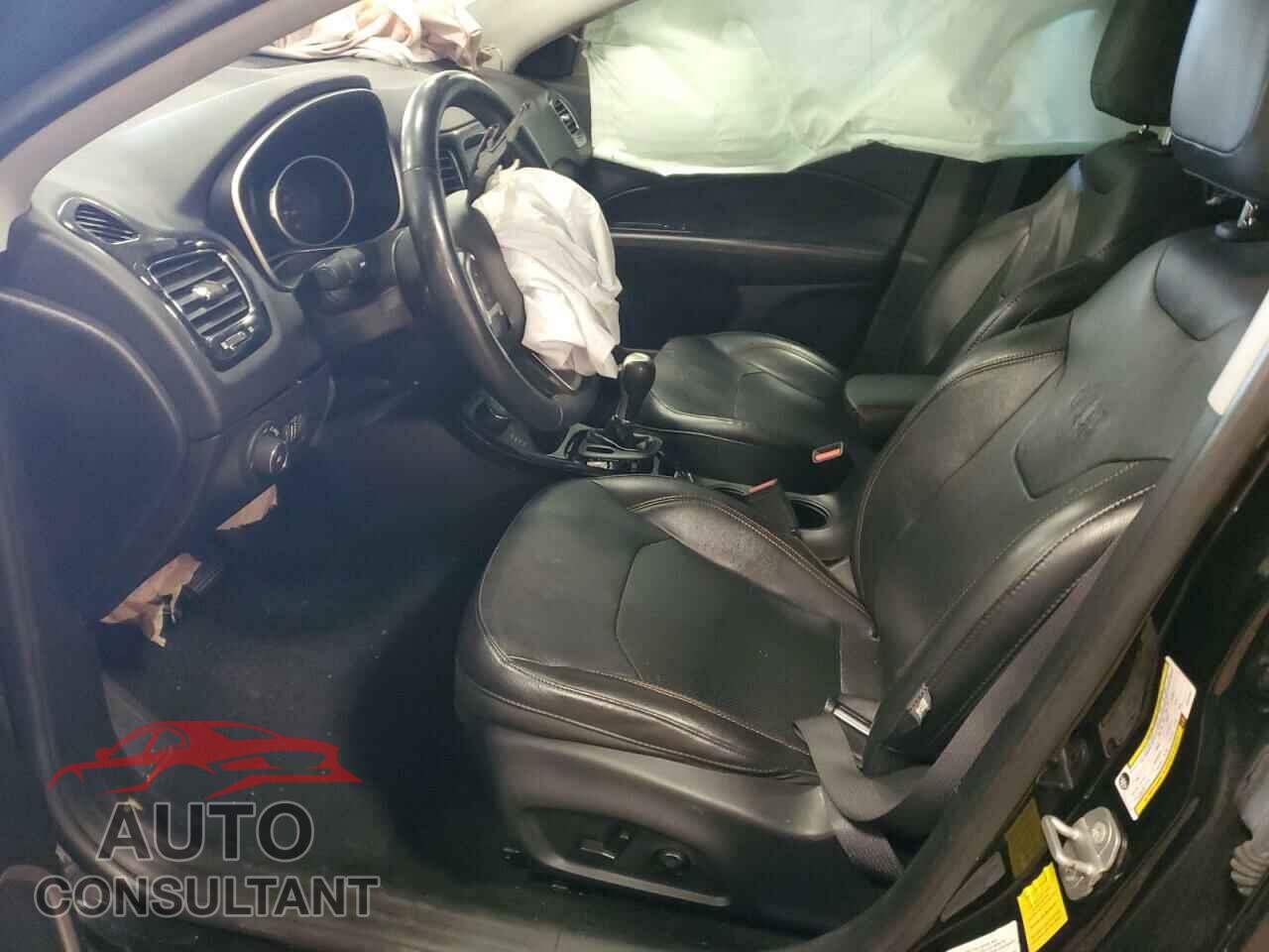JEEP COMPASS 2018 - 3C4NJDCB6JT397841