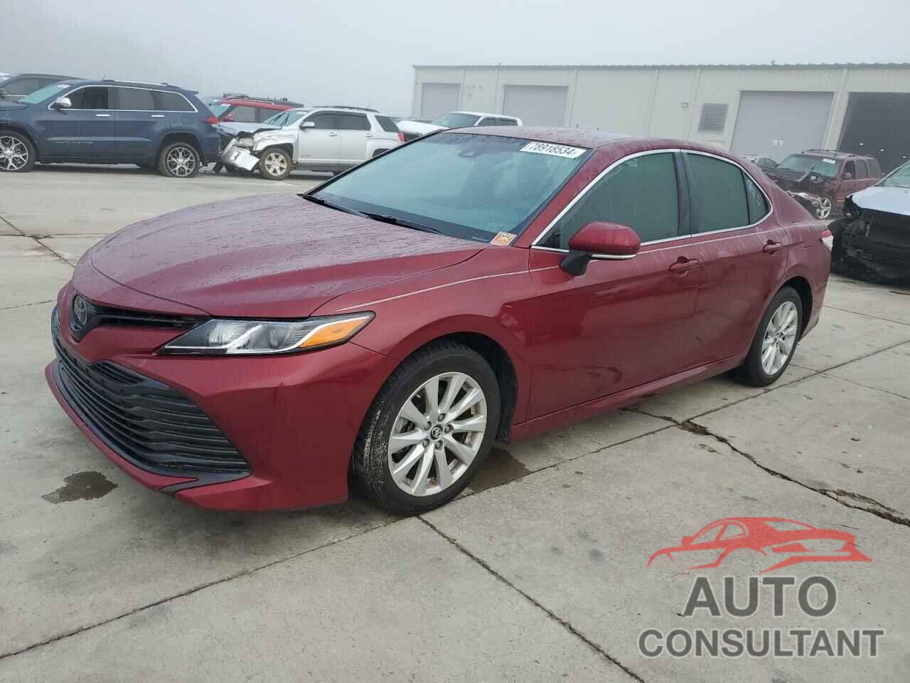 TOYOTA CAMRY 2018 - 4T1B11HK2JU589060