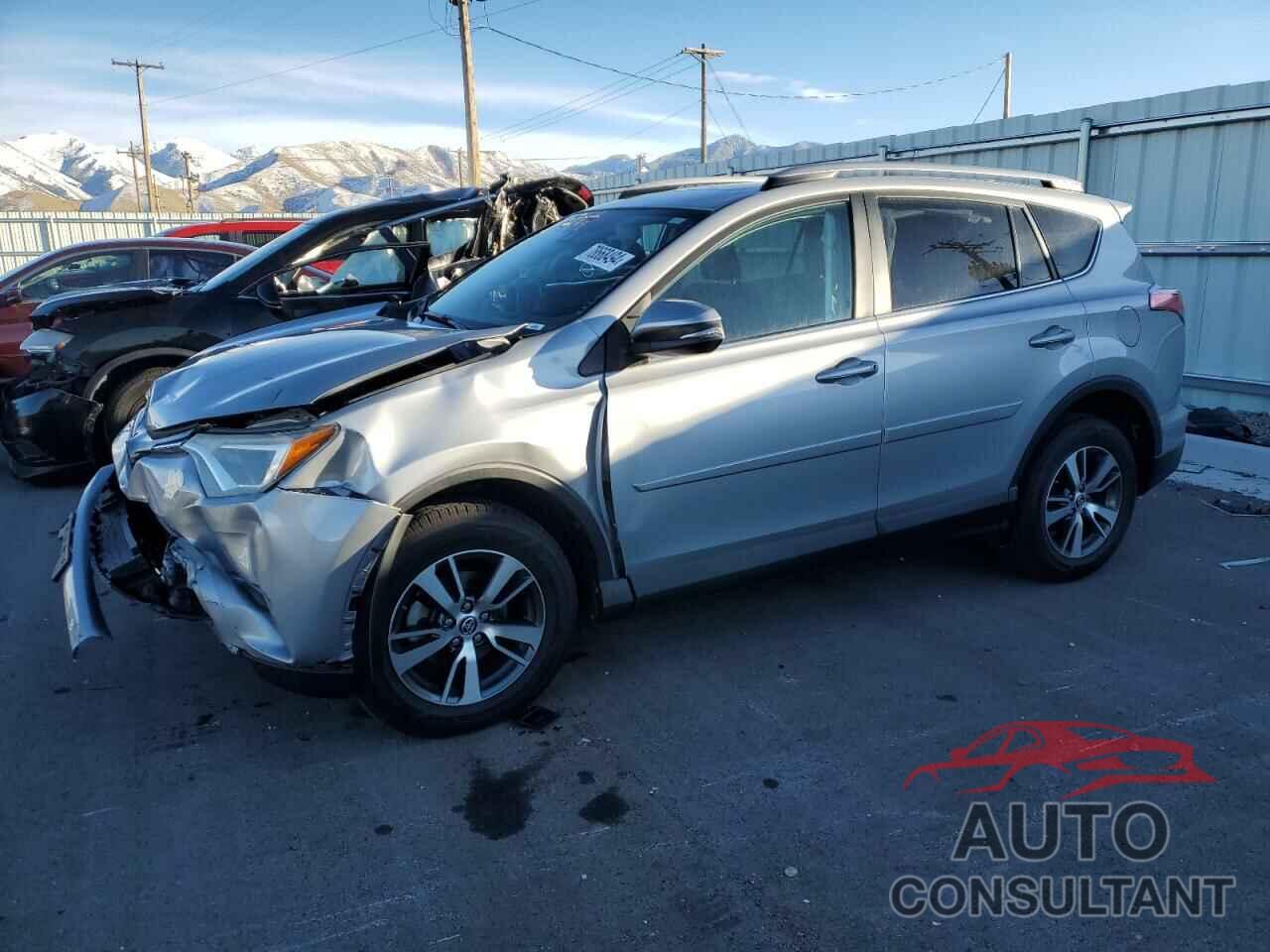 TOYOTA RAV4 2018 - 2T3RFREV9JW842010