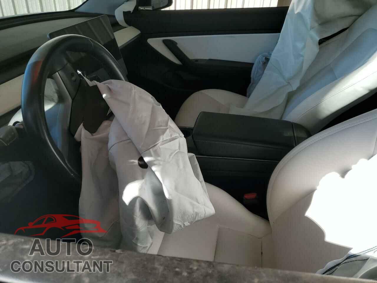 TESLA MODEL 3 2018 - 5YJ3E1EB5JF134908