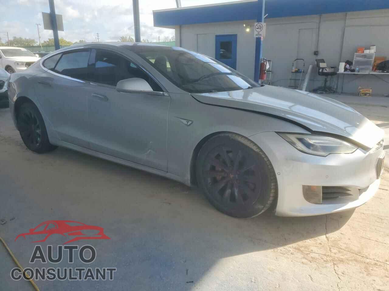 TESLA MODEL S 2016 - 5YJSA1E27GF160152