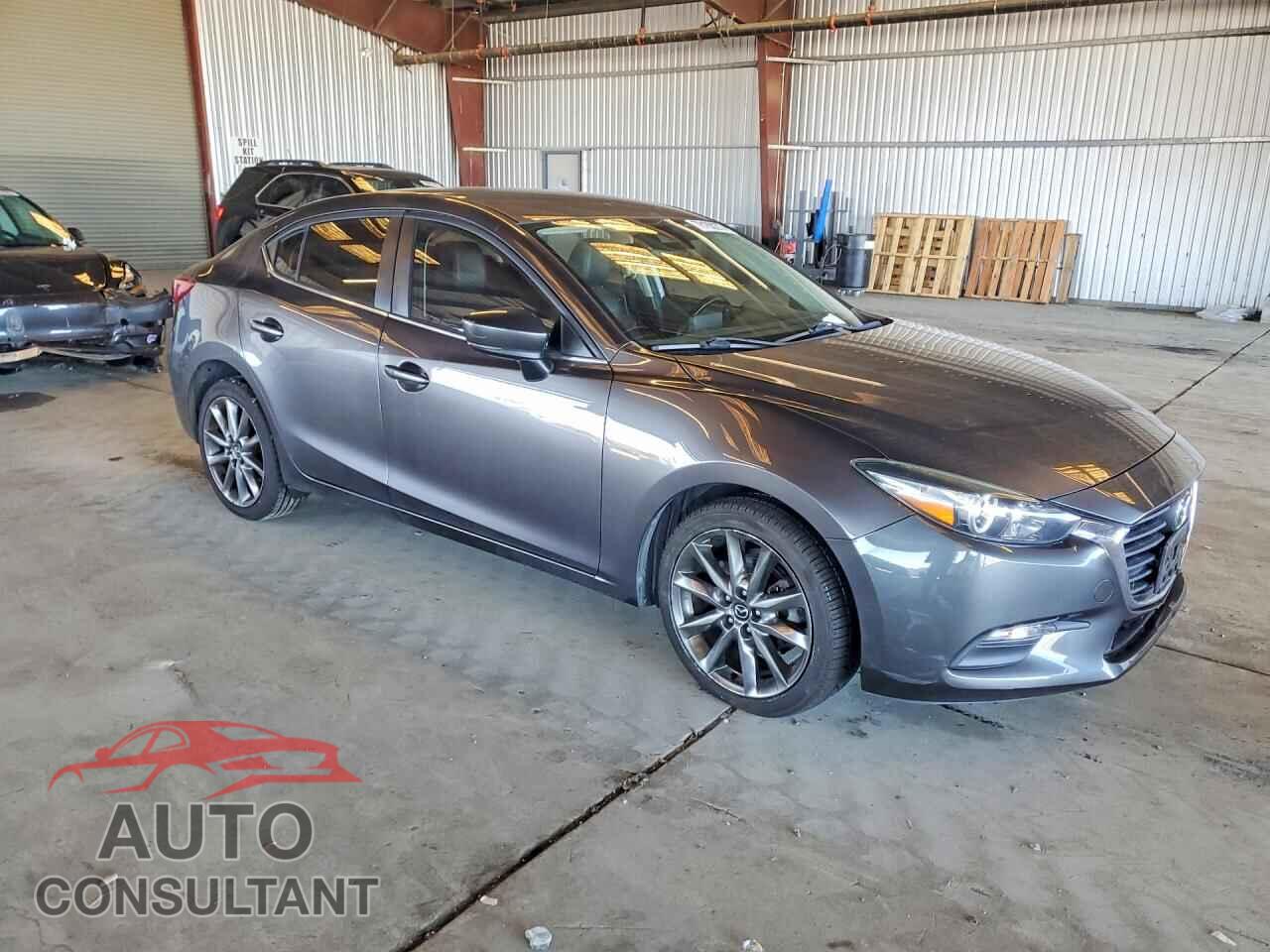 MAZDA 3 2018 - 3MZBN1V30JM192051