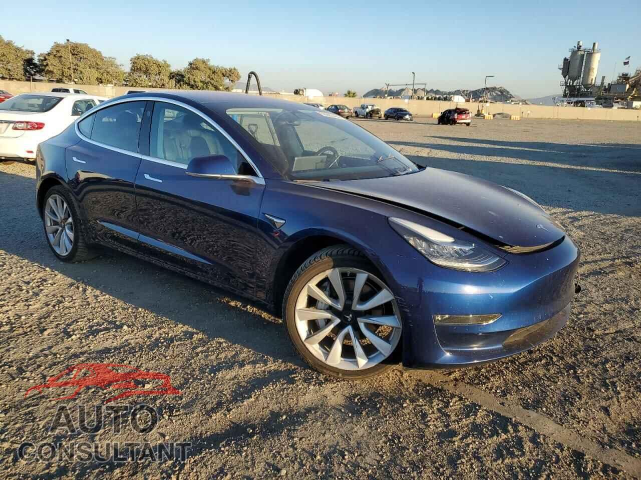 TESLA MODEL 3 2018 - 5YJ3E1EA6JF050037