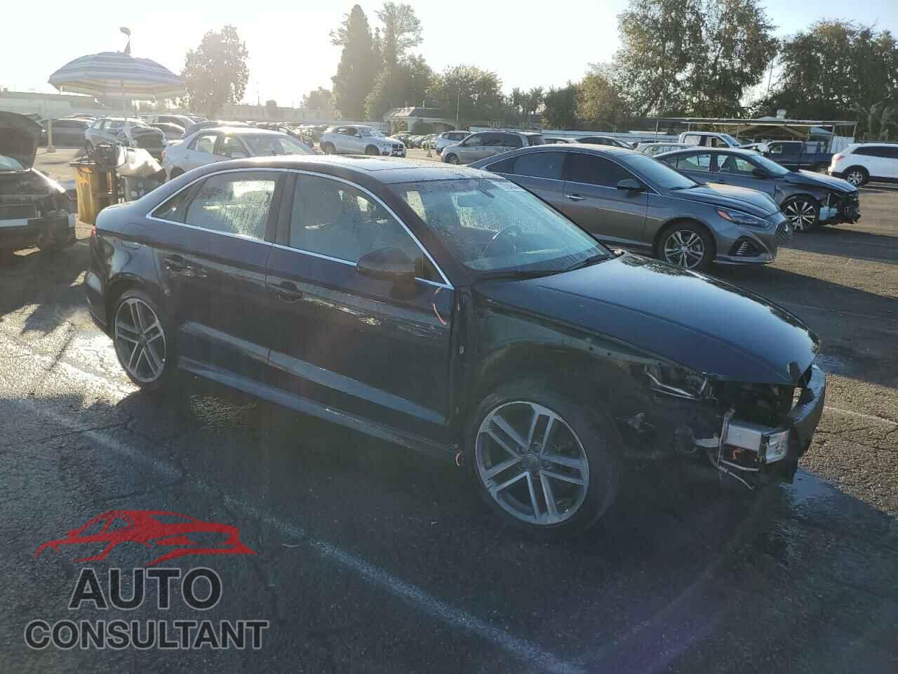 AUDI A3 2018 - WAUJ8GFF4J1052807