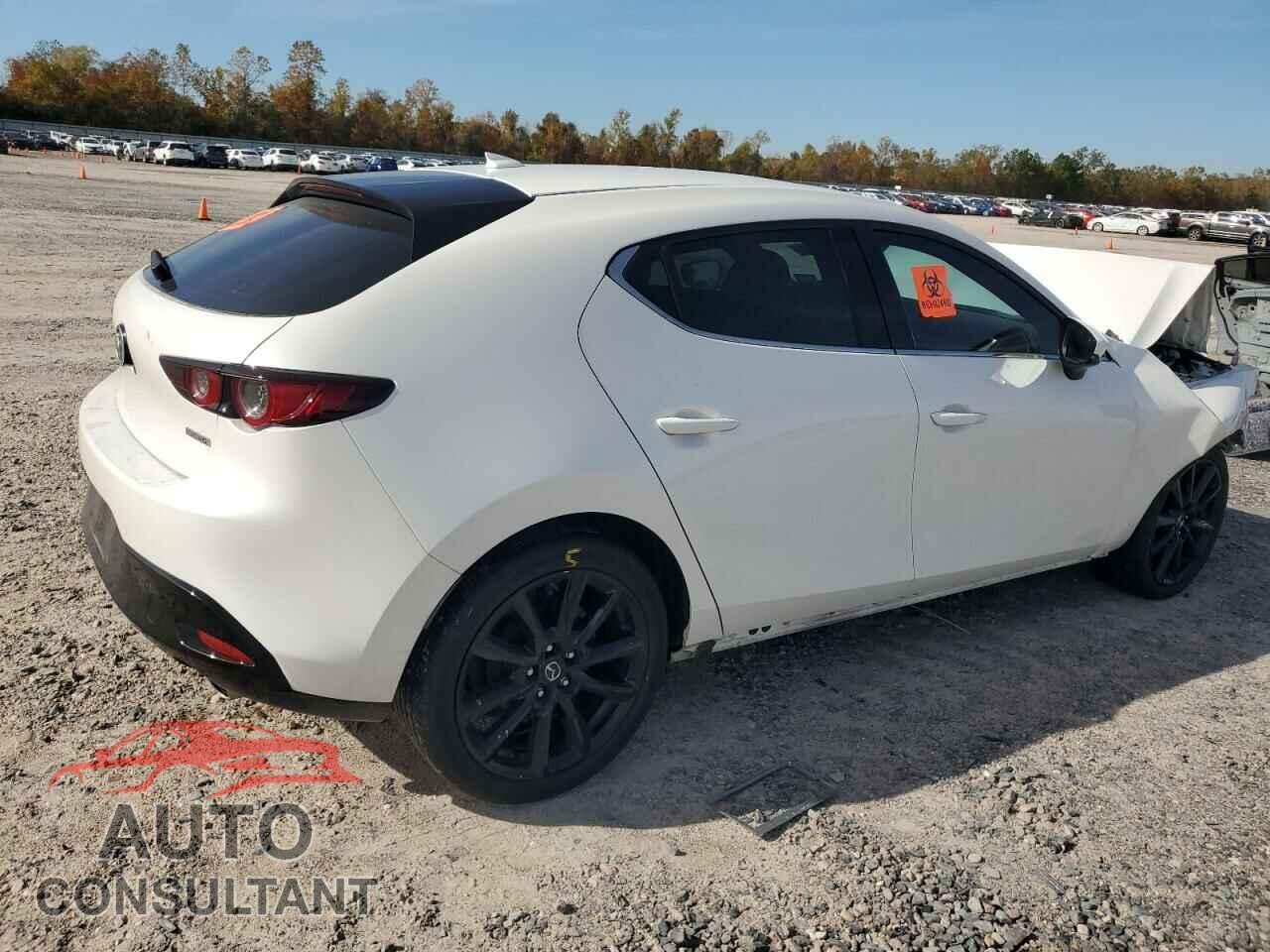 MAZDA 3 2021 - JM1BPAML3M1401086