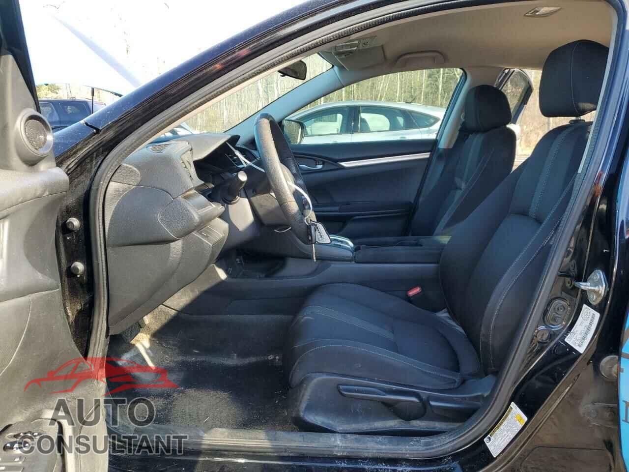 HONDA CIVIC 2017 - 2HGFC2F50HH011606