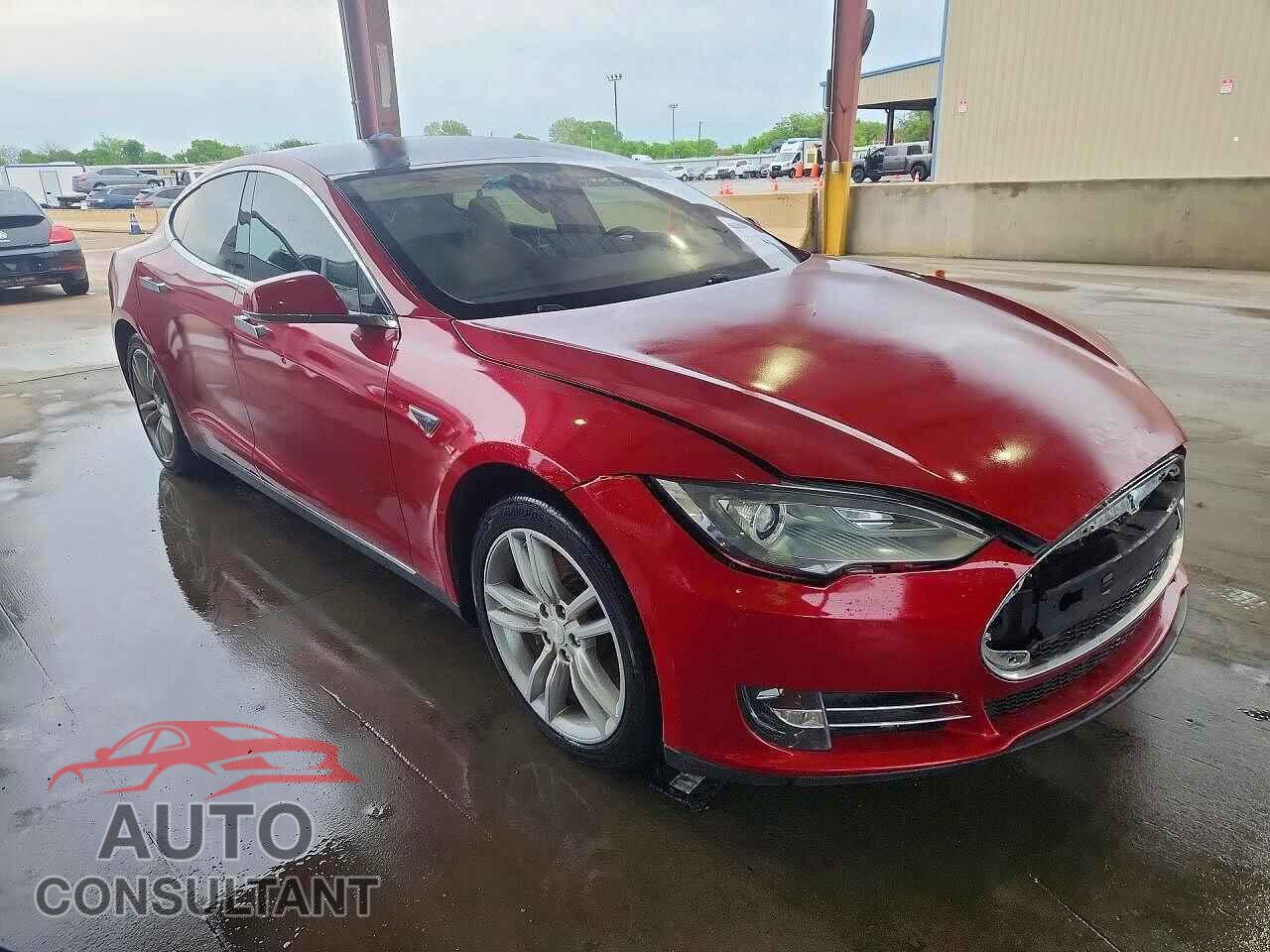 TESLA MODEL S 2013 - 5YJSA1CN4DFP19553