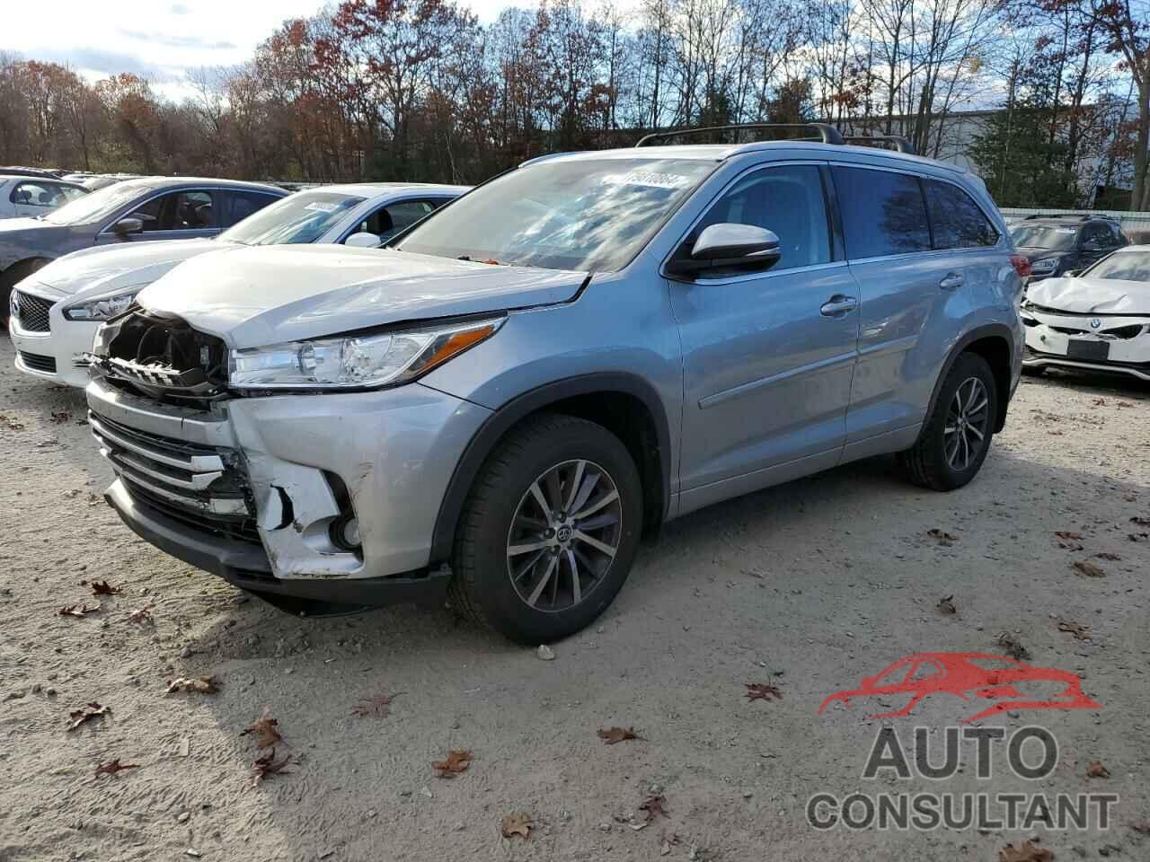 TOYOTA HIGHLANDER 2017 - 5TDJZRFH5HS479276