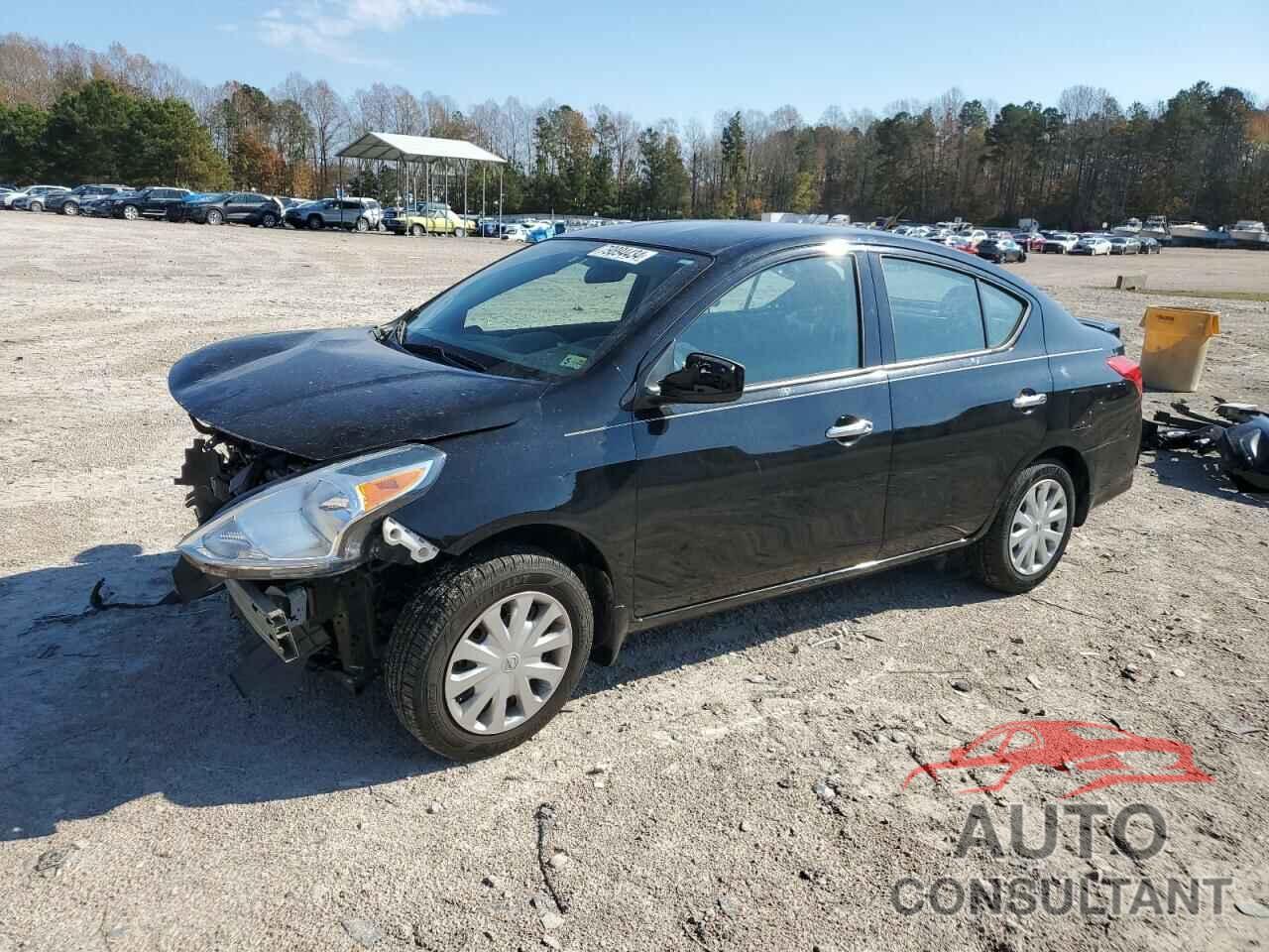 NISSAN VERSA 2018 - 3N1CN7AP8JL861047