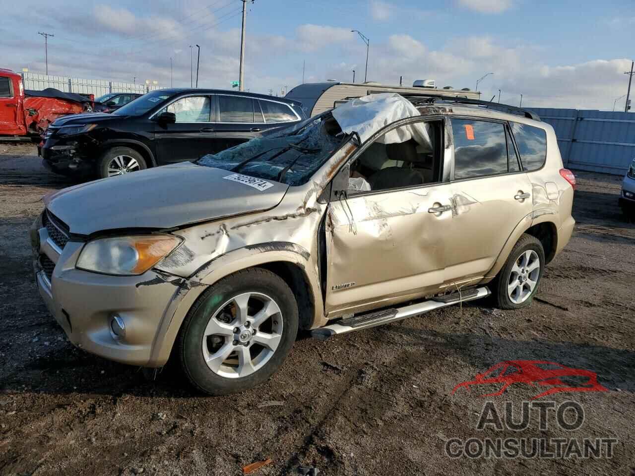 TOYOTA RAV4 2012 - JTMYF4DV7CD032830