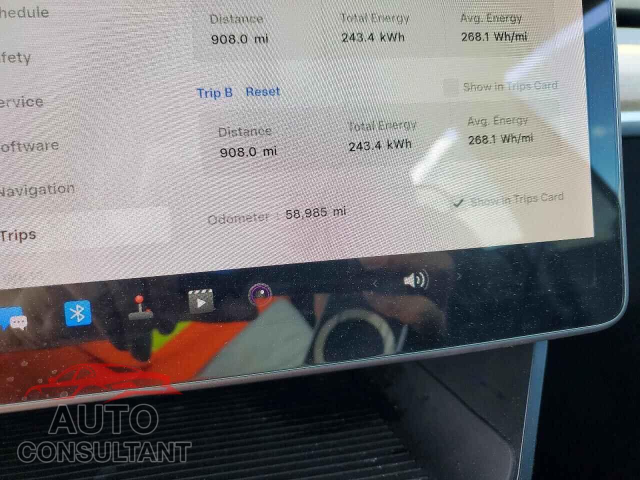 TESLA MODEL 3 2020 - 5YJ3E1EAXLF747357