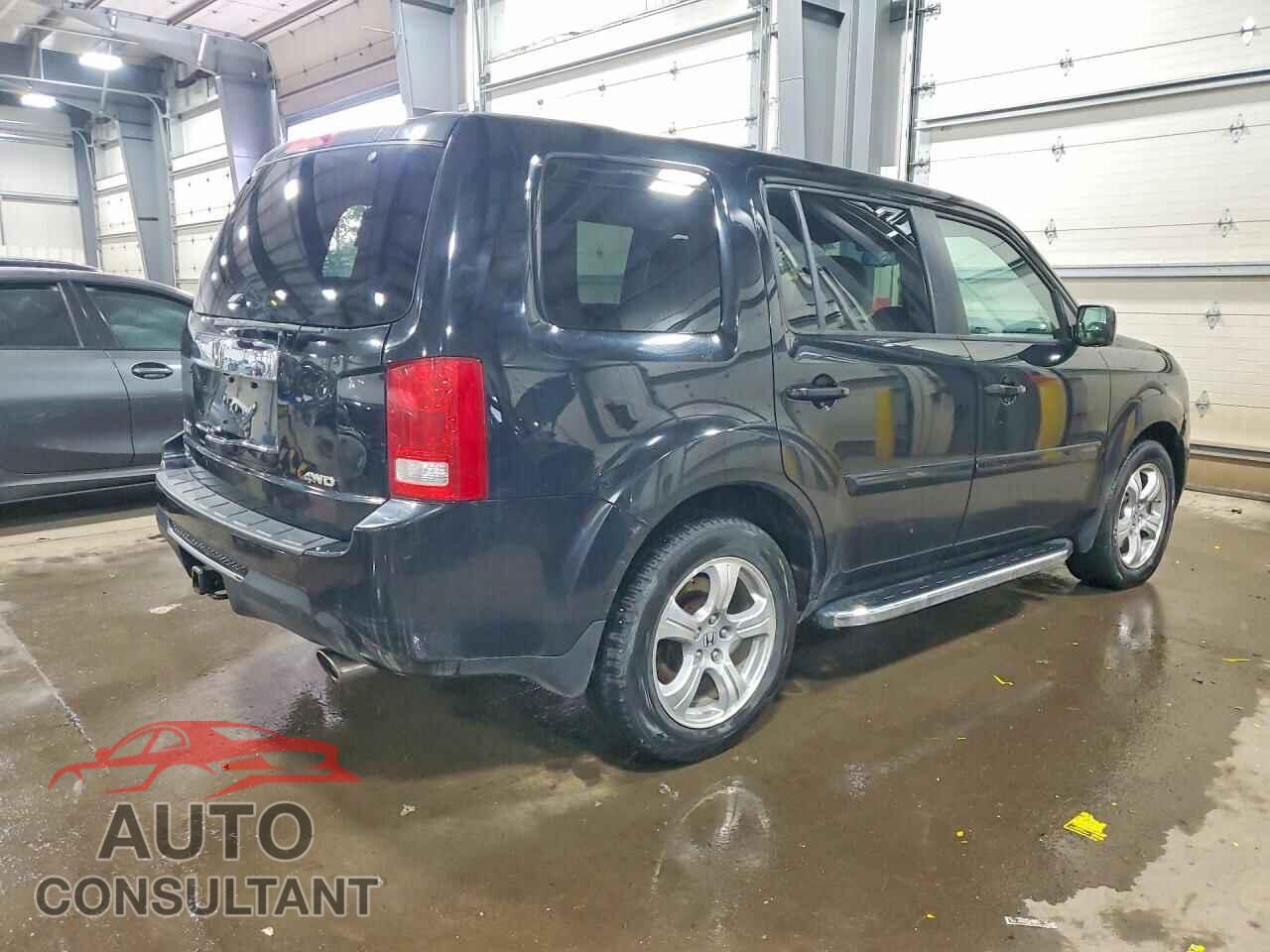 HONDA PILOT 2014 - 5FNYF4H55EB003090