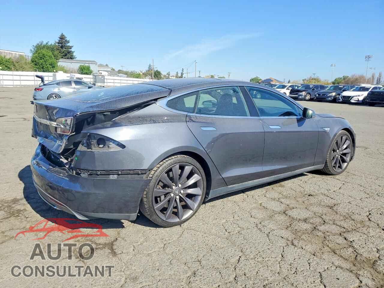 TESLA MODEL S 2016 - 5YJSA1E27GF132772