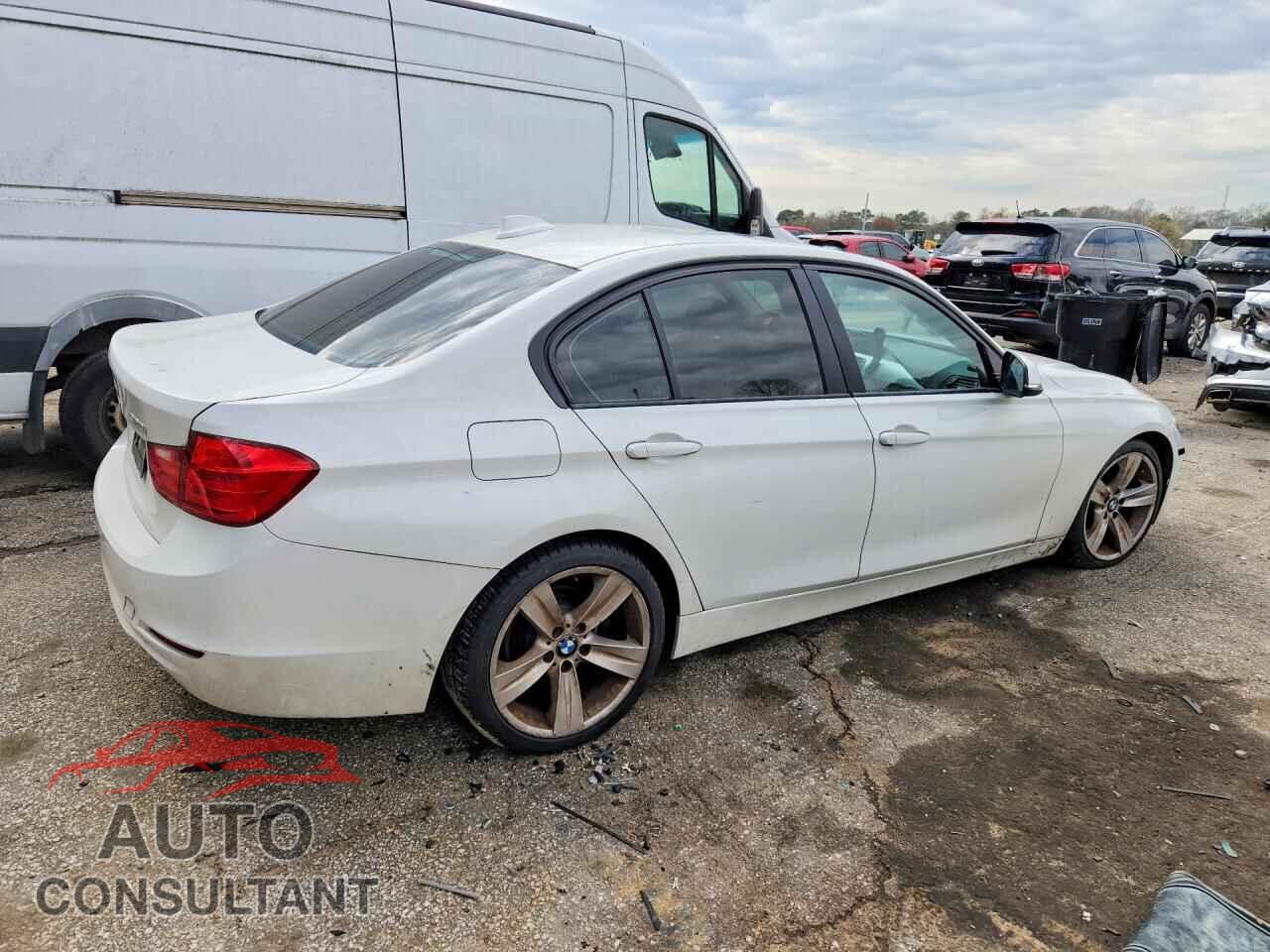 BMW 320 2014 - WBA3C3C56EF984883