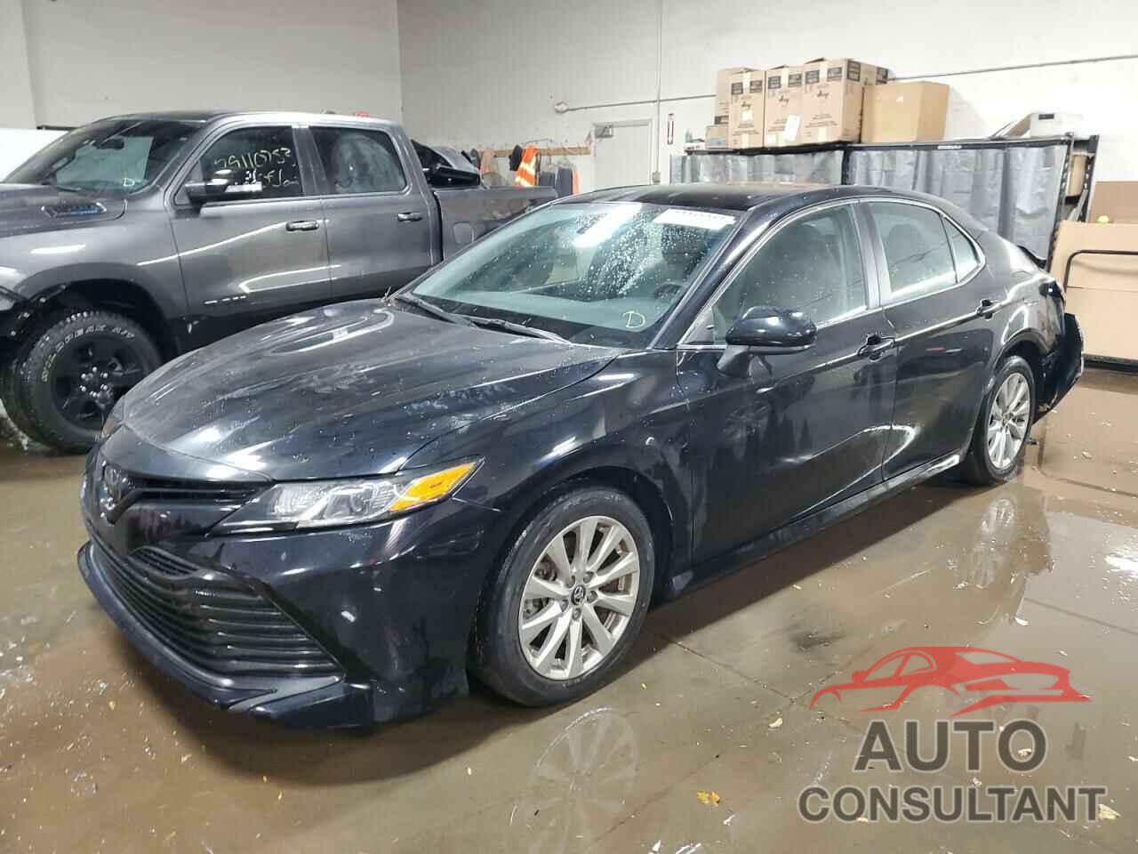 TOYOTA CAMRY 2019 - 4T1B11HK0KU811659