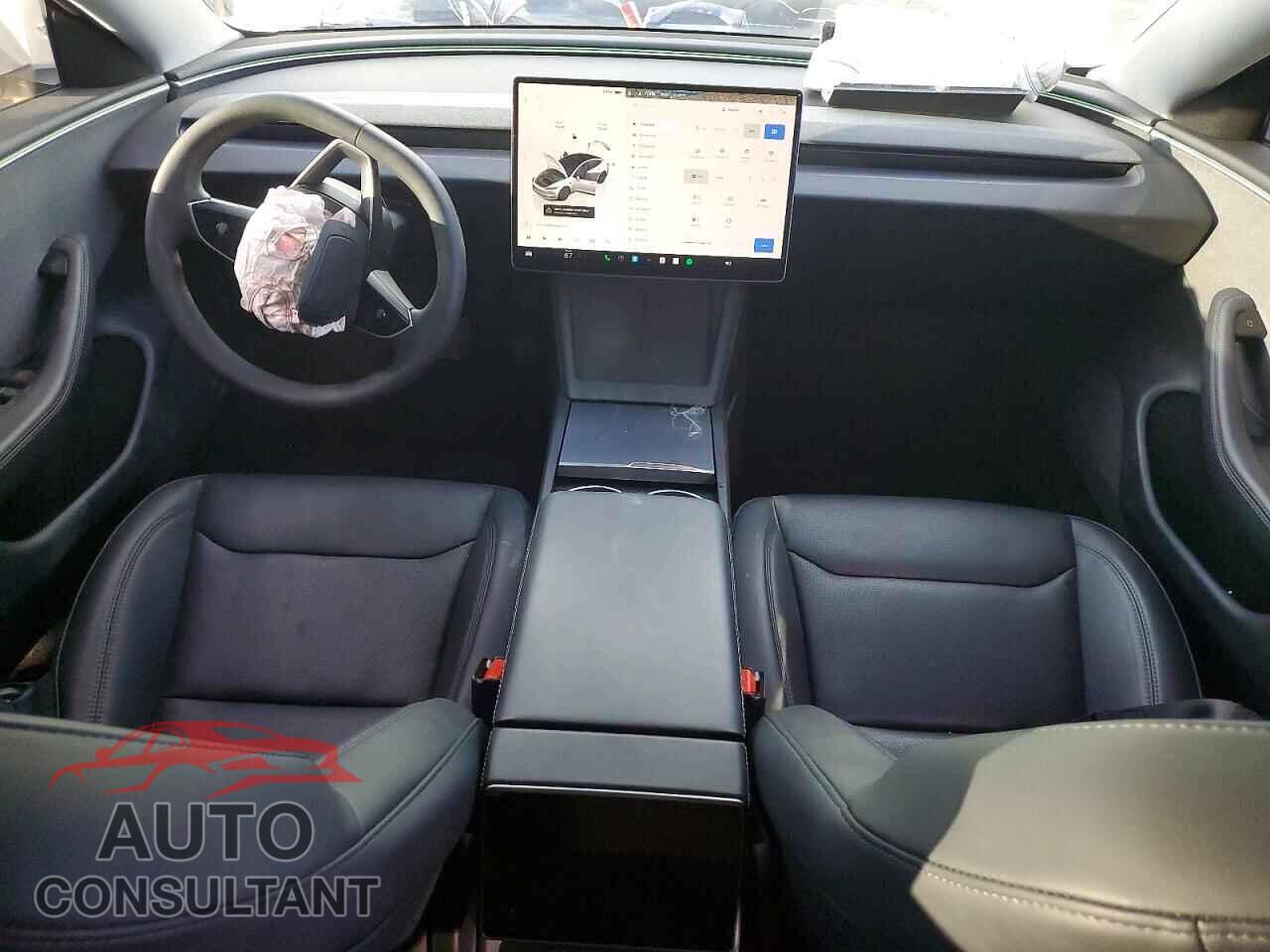 TESLA MODEL 3 2025 - 5YJ3E1EA0SF928997