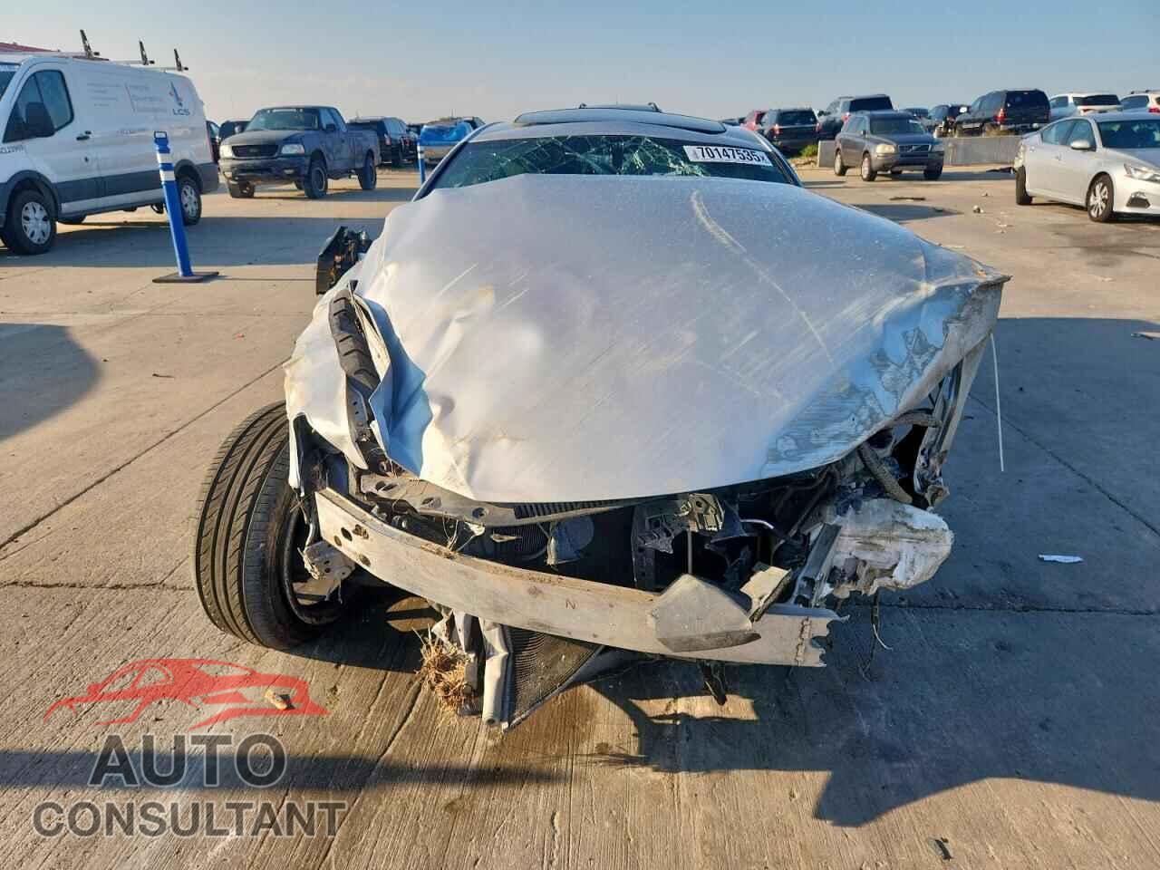 LEXUS IS 2014 - JTHBF1D24E5009236