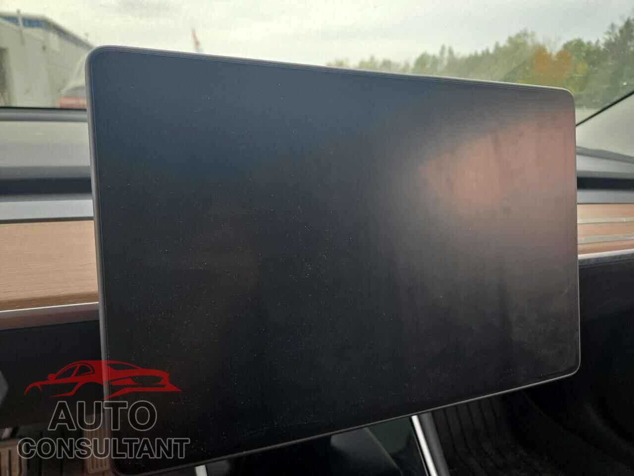 TESLA MODEL 3 2020 - 5YJ3E1EBXLF604143