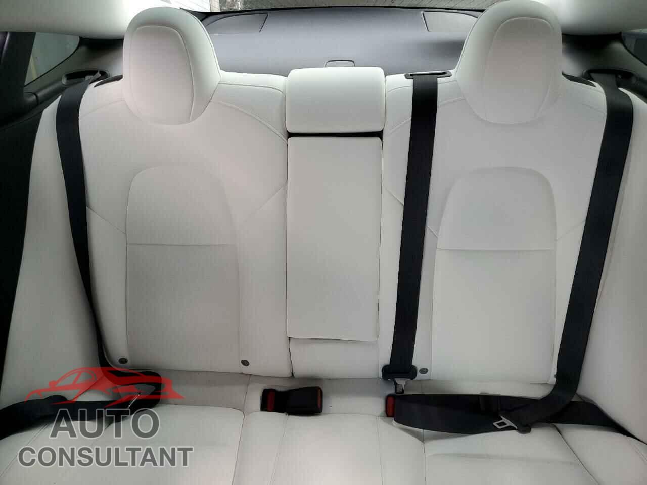 TESLA MODEL 3 2020 - 5YJ3E1EA3LF743988