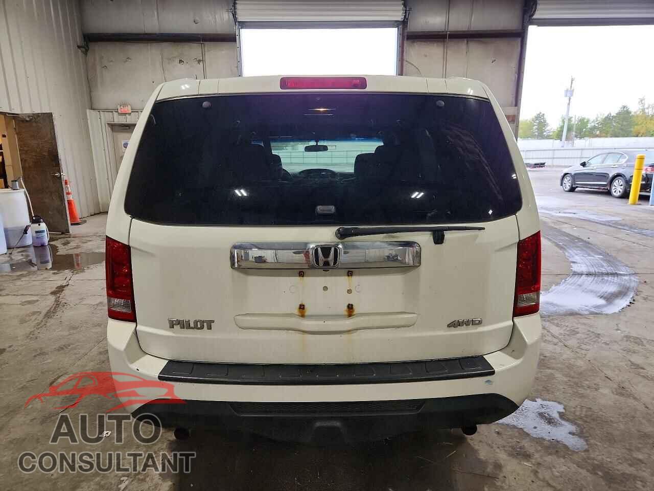 HONDA PILOT 2014 - 5FNYF4H29EB022182