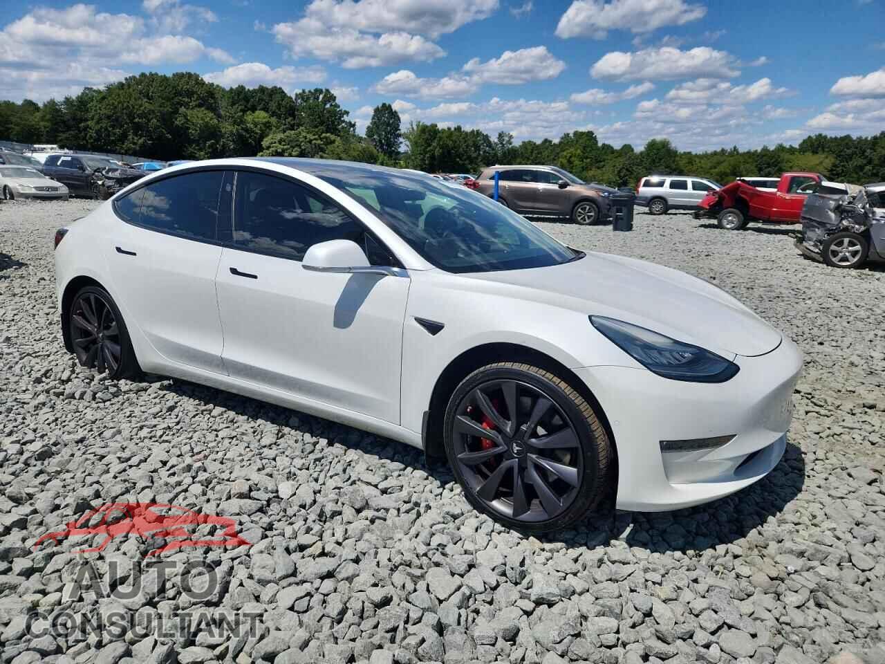TESLA MODEL 3 2020 - 5YJ3E1EC7LF603282