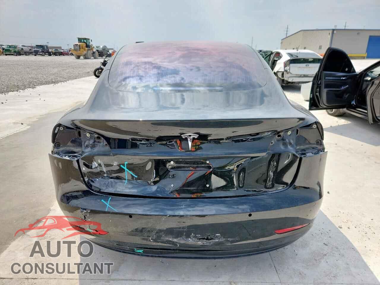 TESLA MODEL 3 2018 - 5YJ3E1EA5JF023573
