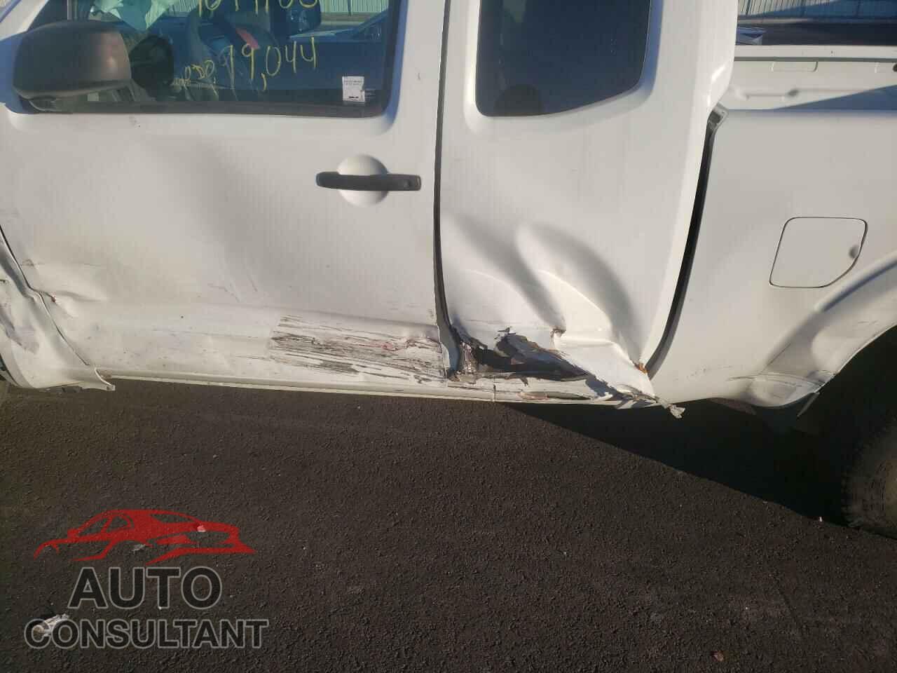 NISSAN FRONTIER 2017 - 1N6BD0CT2HN748599
