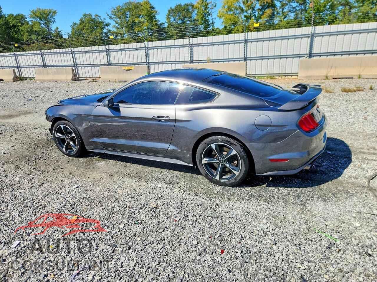 FORD MUSTANG 2018 - 1FA6P8TH1J5120678
