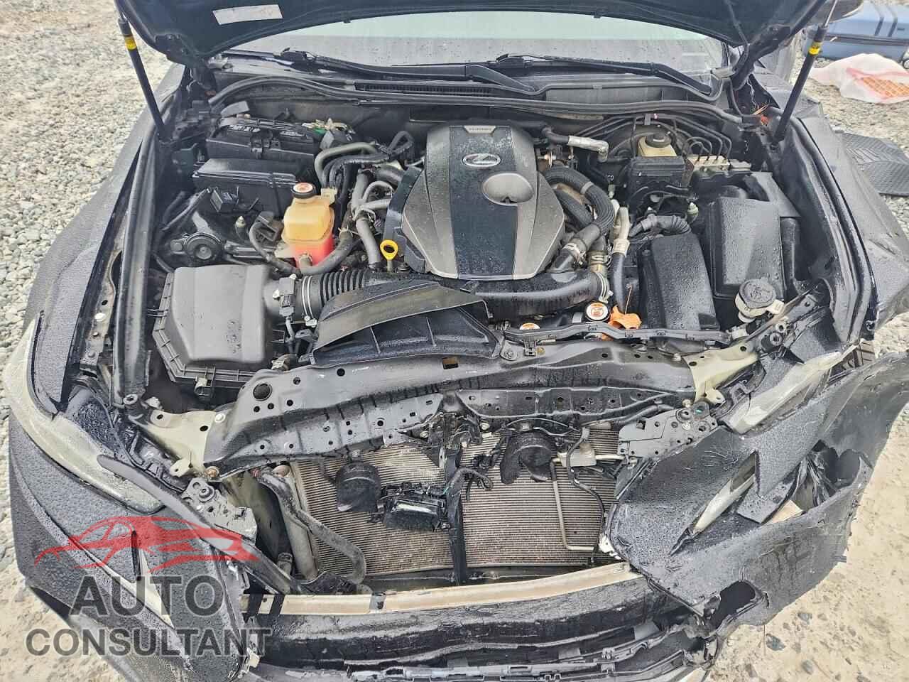 LEXUS IS 2018 - JTHBA1D23J5074006