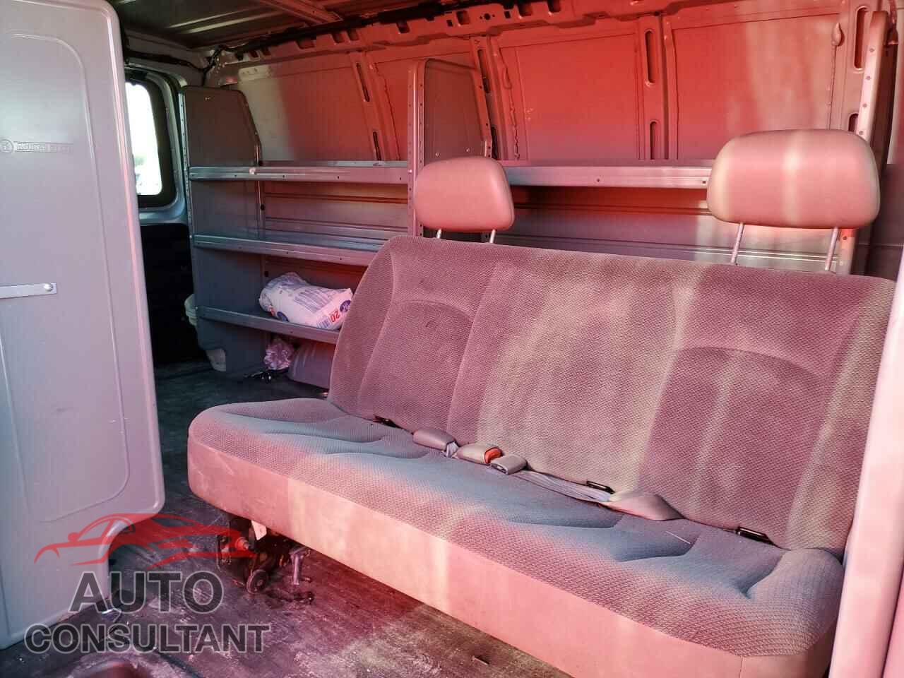 CHEVROLET EXPRESS 2017 - 1GCWGAFF1H1122685