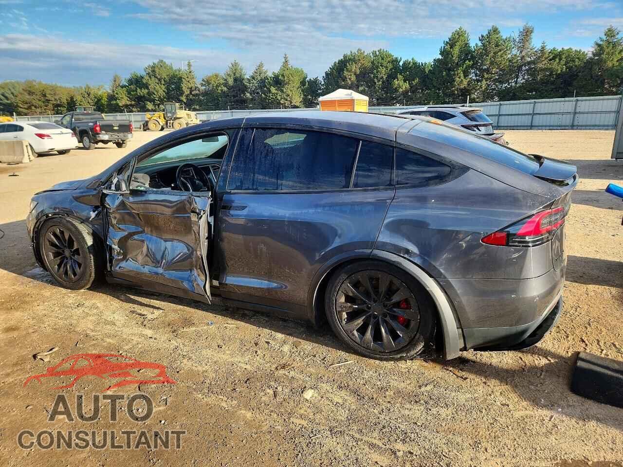 TESLA MODEL X 2016 - 5YJXCAE41GF000835