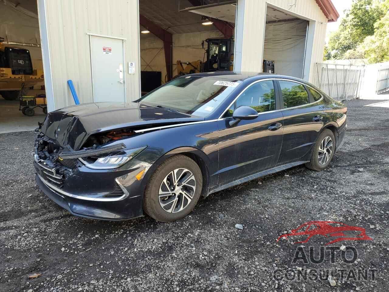 HYUNDAI SONATA 2022 - KMHL24JJXNA040816