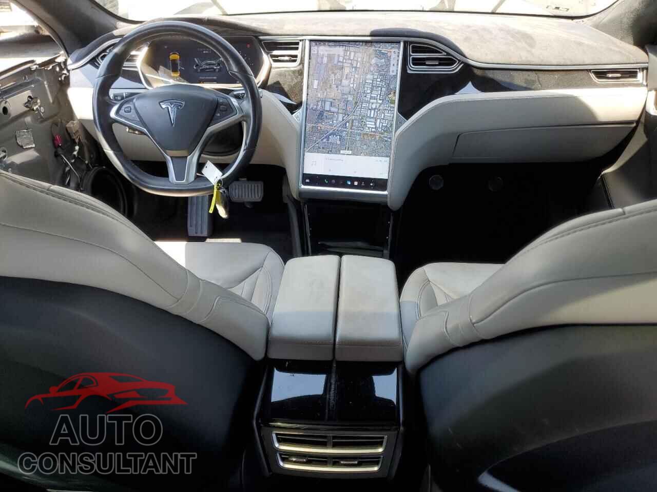 TESLA MODEL S 2015 - 5YJSA1E20FF111891