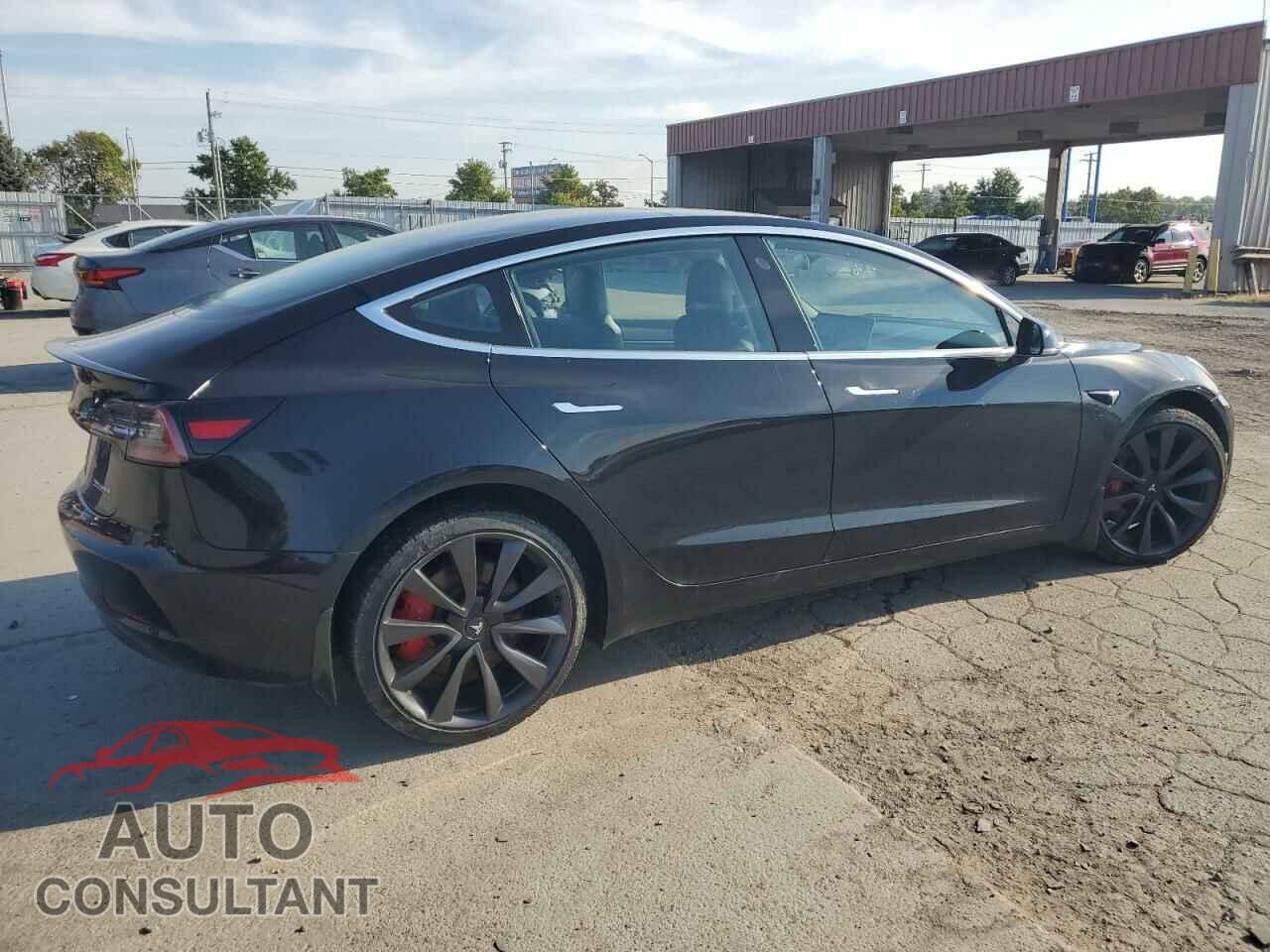TESLA MODEL 3 2018 - 5YJ3E1EB6JF069728