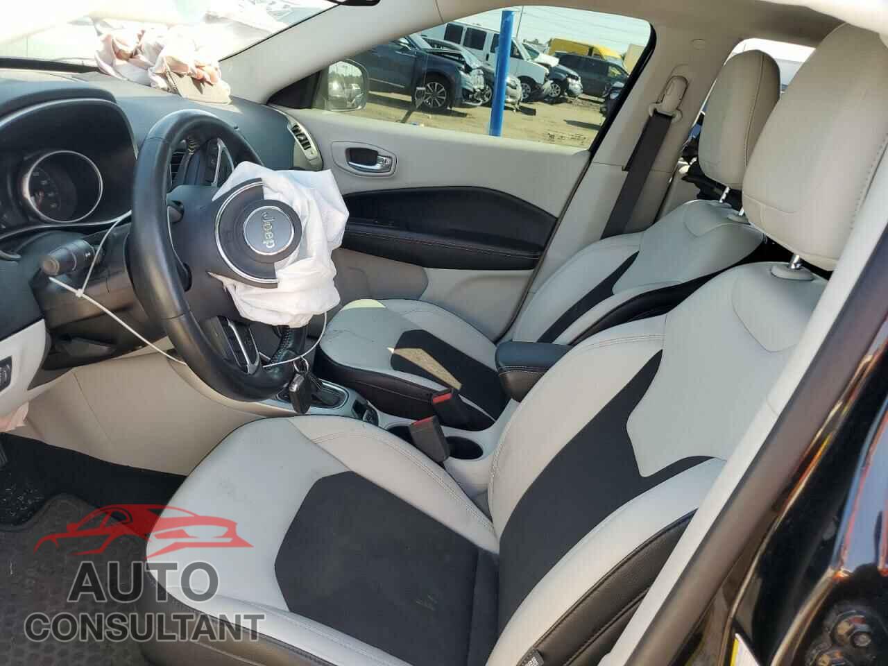 JEEP COMPASS 2020 - 3C4NJDBB2LT117353