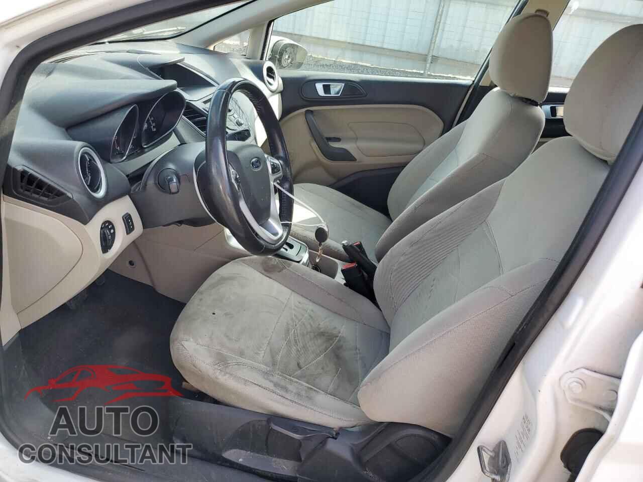 FORD FIESTA 2014 - 3FADP4EJXEM151783