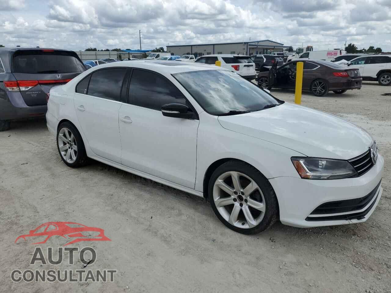 VOLKSWAGEN JETTA 2017 - 3VWB67AJ0HM340830