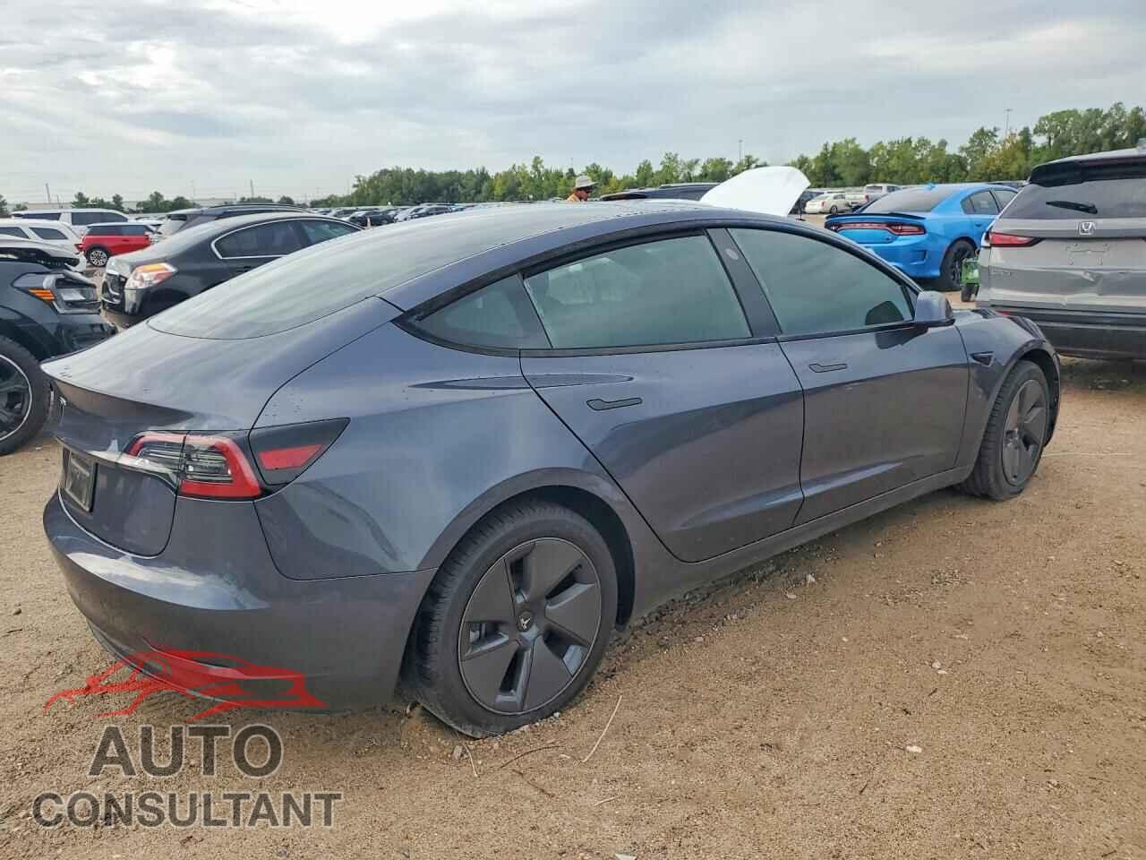 TESLA MODEL 3 2023 - 5YJ3E1EAXPF657972