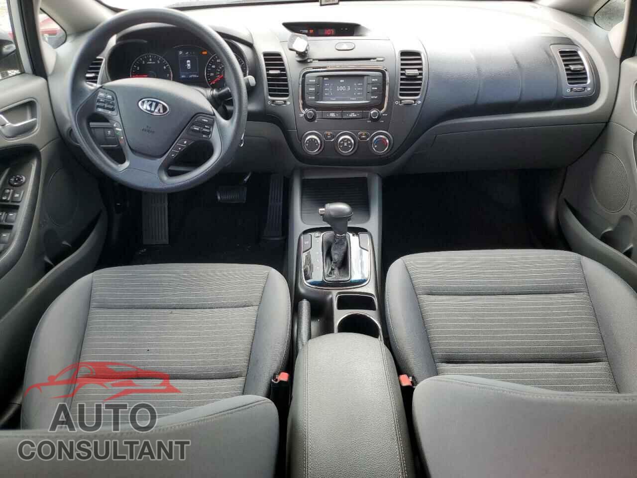KIA FORTE 2017 - 3KPFL4A72HE059574