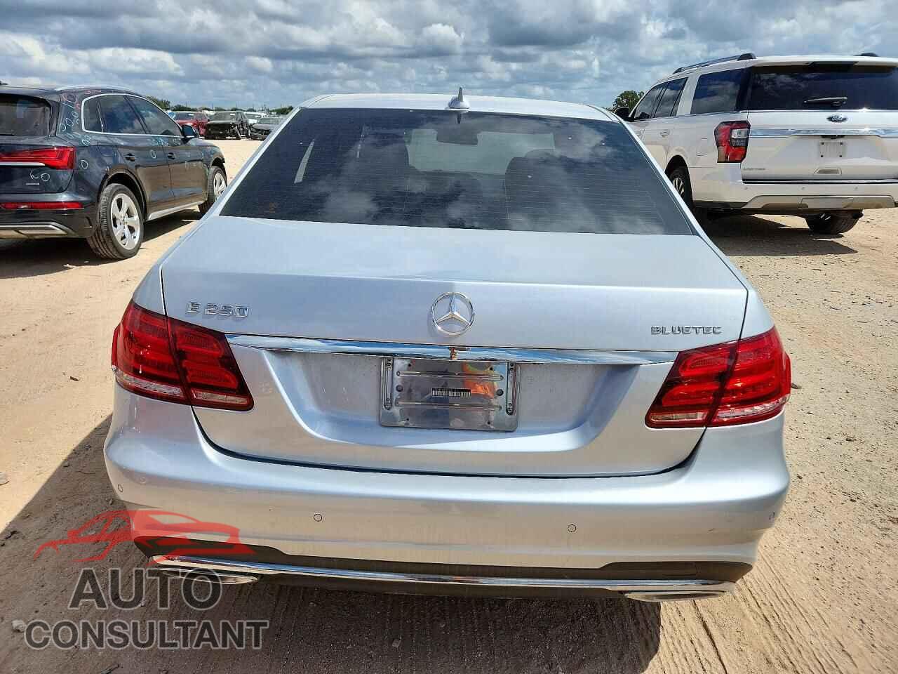 MERCEDES-BENZ E-CLASS 2015 - WDDHF0EB0FB093133