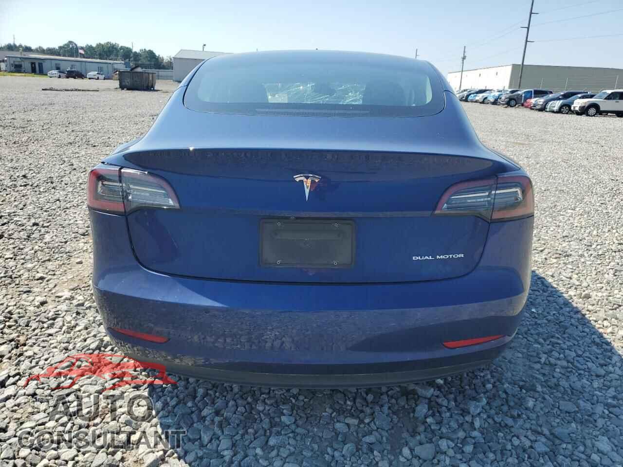 TESLA MODEL 3 2021 - 5YJ3E1EB5MF974885