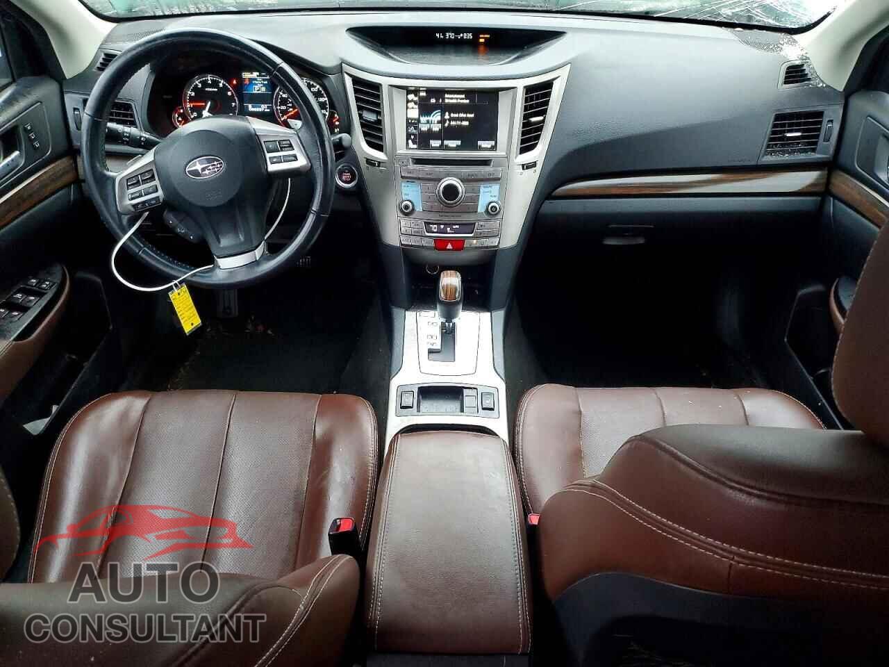 SUBARU OUTBACK 2014 - 4S4BRBPC4E3221029