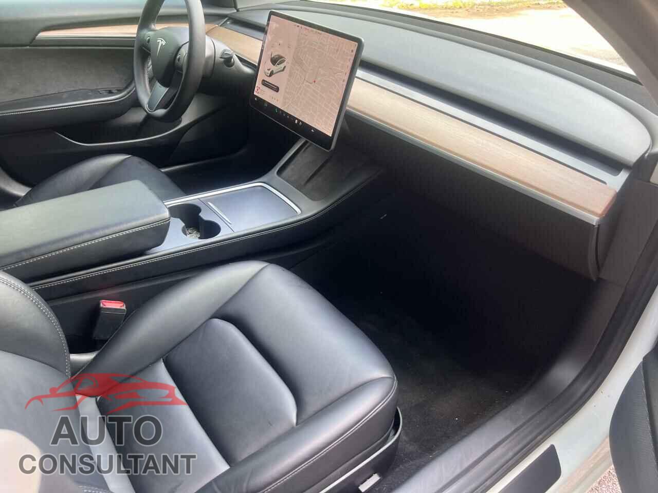 TESLA MODEL 3 2021 - 5YJ3E1EA1MF051312
